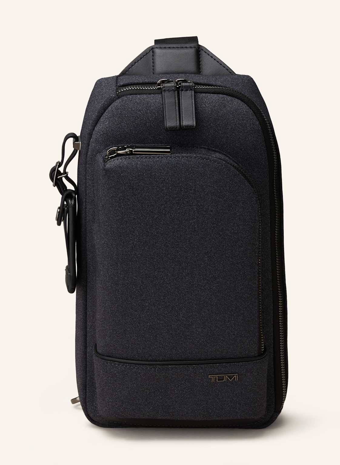 Tumi Tumi Harrison Umhängetasche Gregory Sling grau Tumi Tumi Harrison Umhängetasche Gregory Sling grau von Tumi