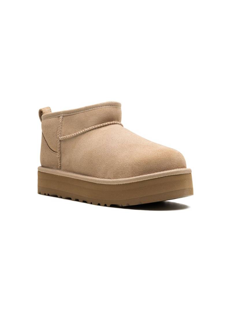 UGG Kids Classic Ultra Mini Platform "Sand" boots - Neutrals von UGG Kids