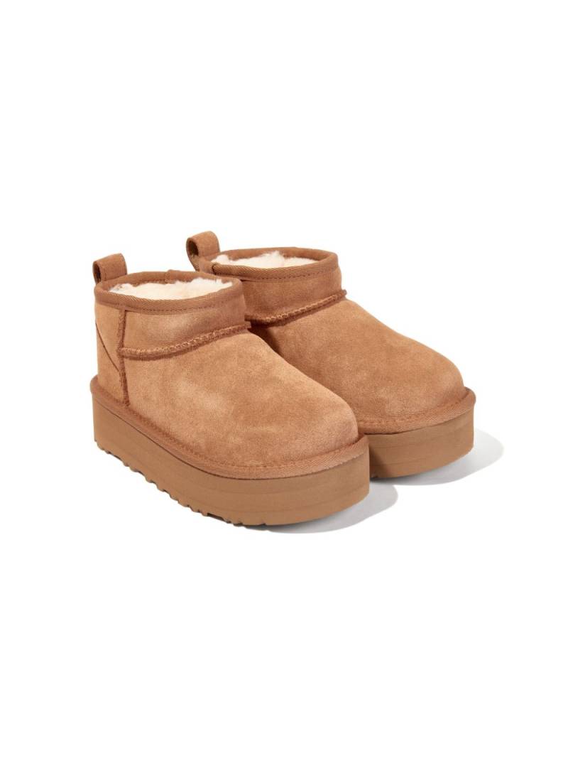 UGG Kids Classic Ultra Mini Platform suede boots - Brown von UGG Kids