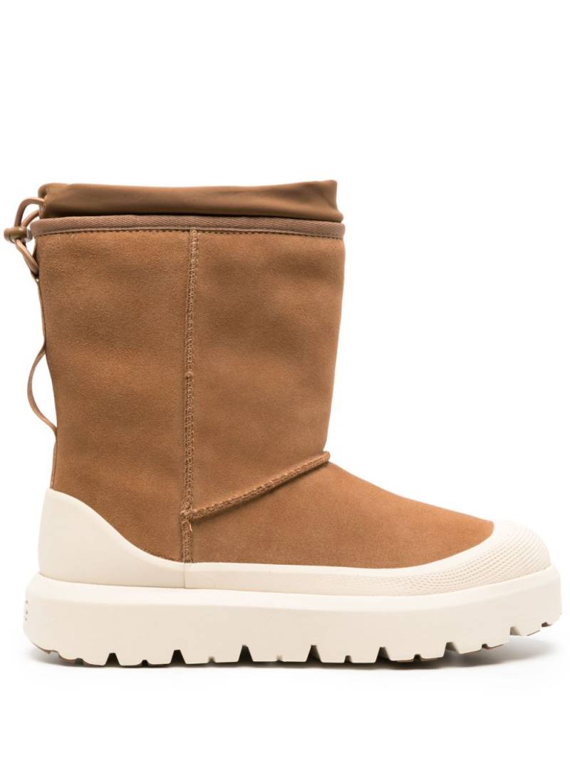 UGG Classic Short Weather Hybrid suede boots - Brown von UGG