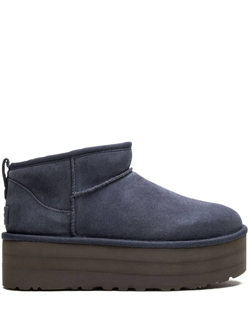 UGG Classic Ultra Mini Platform "Eve Blue" boots von UGG