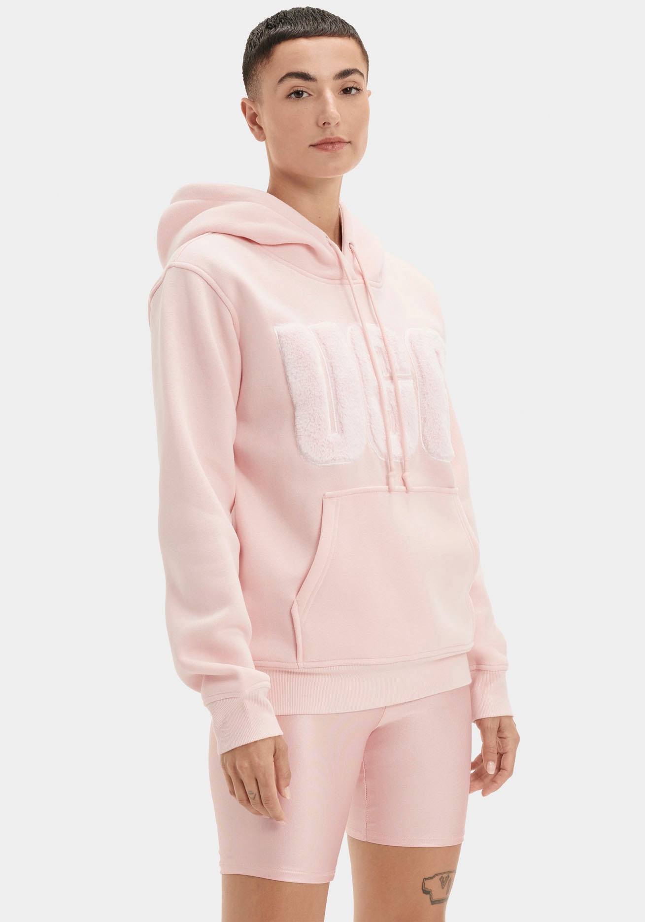 UGG Kapuzensweatshirt »W REY FUZZY LOGO HOODIE«, mit flauschigem Logo von UGG