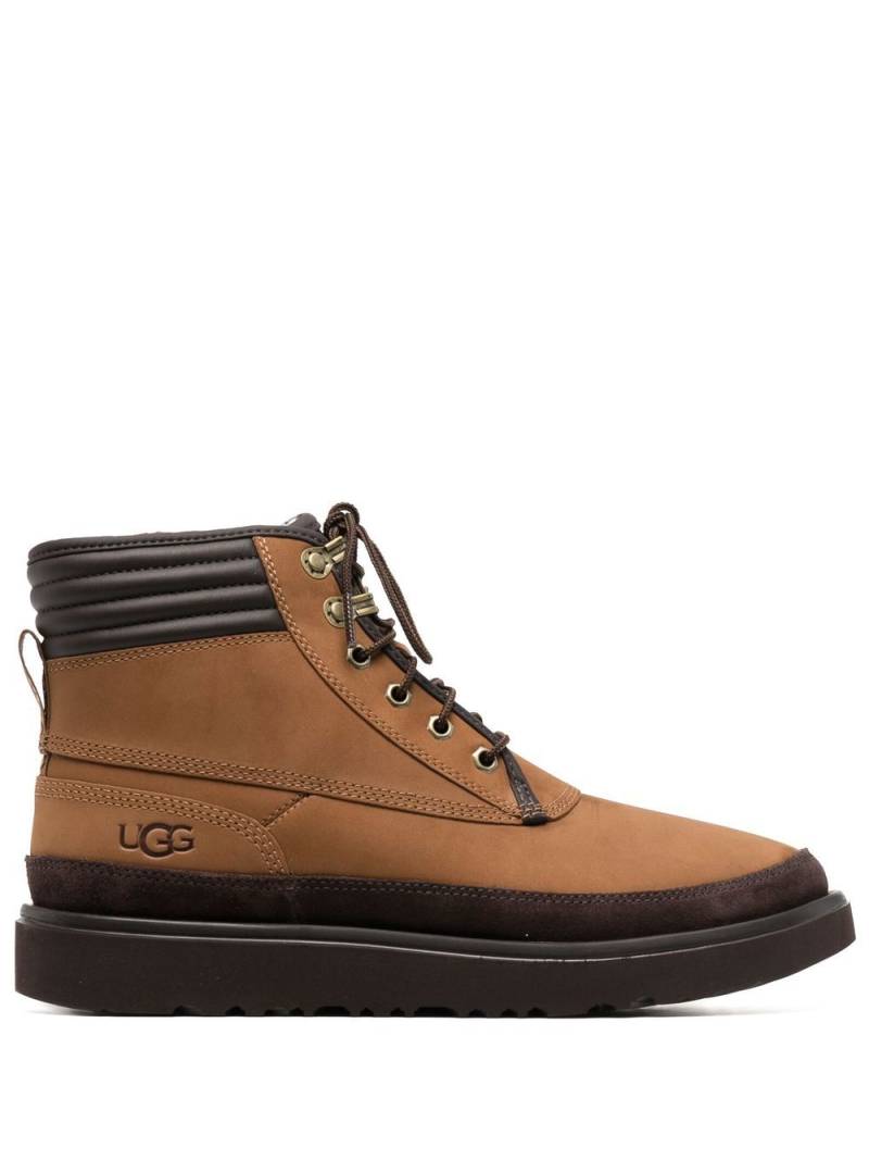 UGG padded-ankle lace-up boots - Brown von UGG