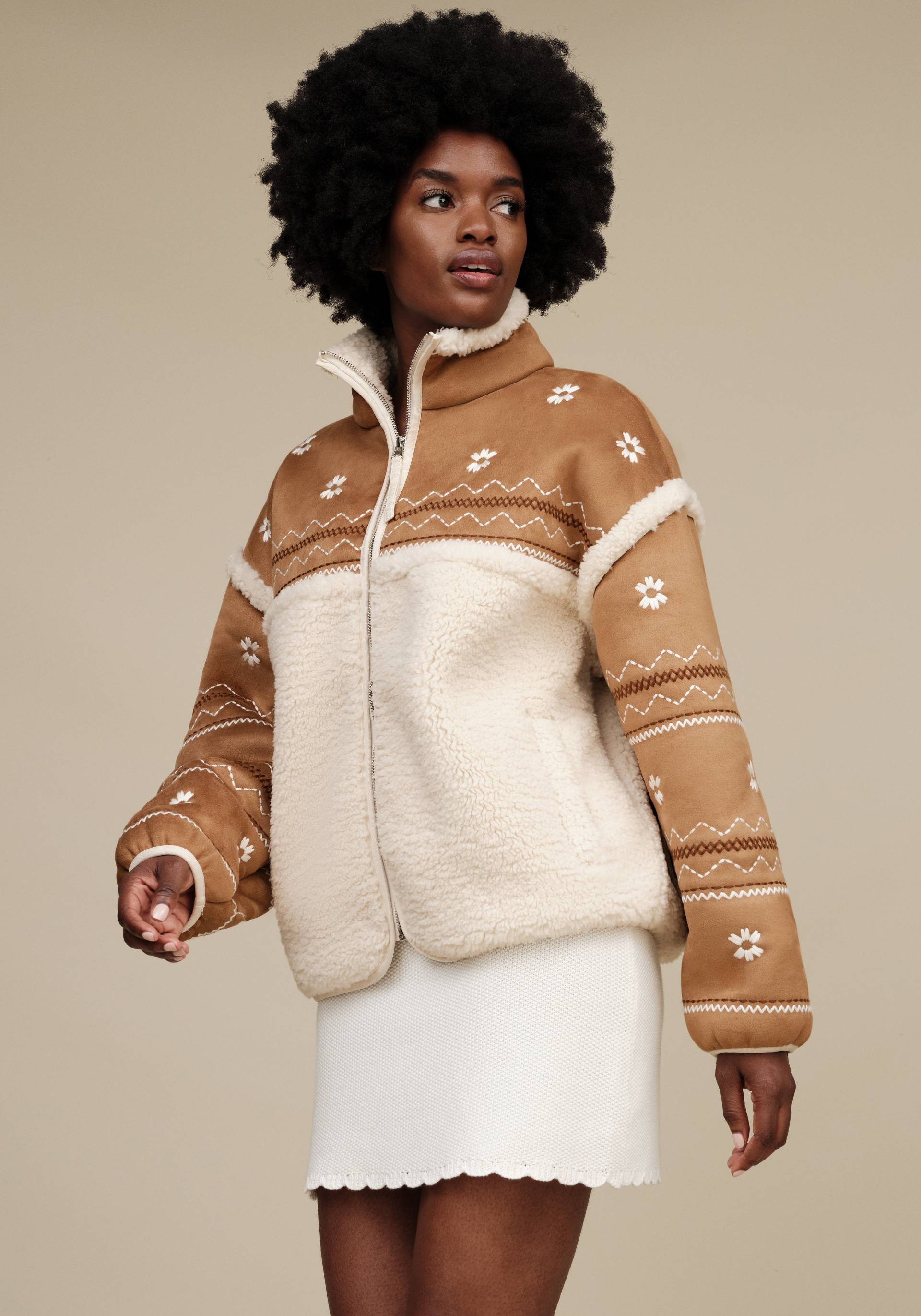 UGG Plüschjacke »W MARLENE JACKET ATHERSON«, mit aufwendigen Stickereien von Ugg