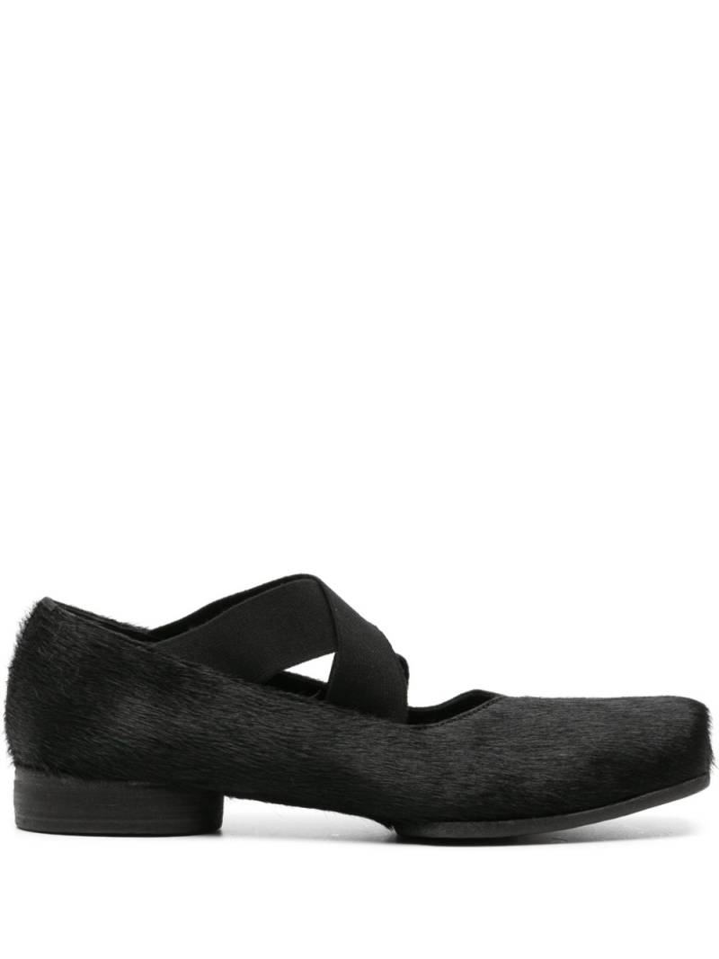 Uma Wang brushed-effect leather ballerina shoes - Black von Uma Wang