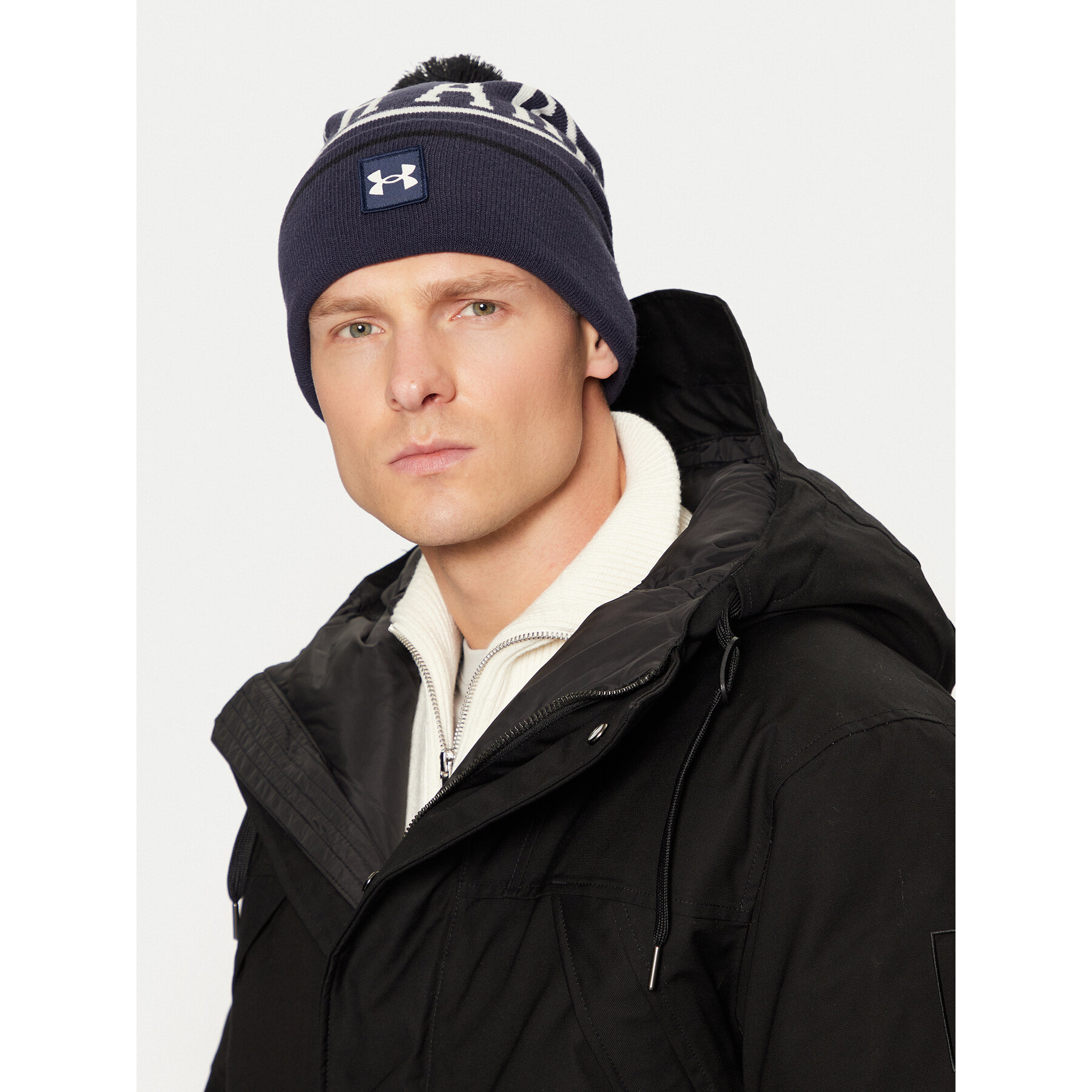 Mütze Under Armour M Halftime Pom Beanie 1386634-410 Dunkelblau von Under Armour