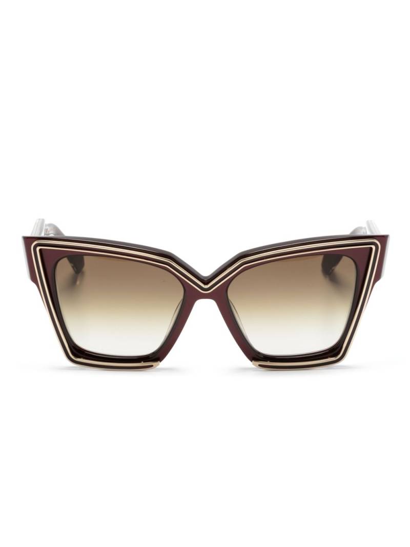 VALENTINO GARAVANI EYEWEAR V-Grace butterfly-frame sunglasses - Red von VALENTINO GARAVANI EYEWEAR