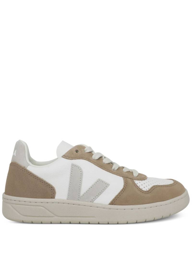 VEJA V10 Chromefree low-top sneakers - Neutrals von VEJA