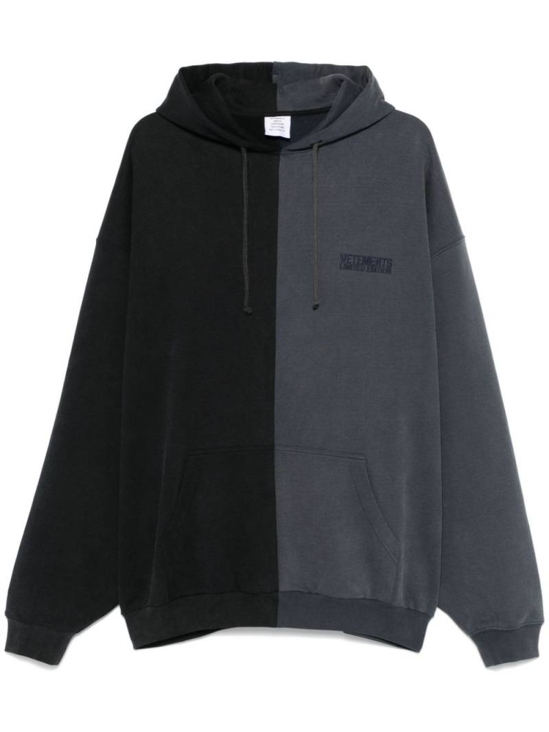 VETEMENTS Split hoodie - Black von VETEMENTS