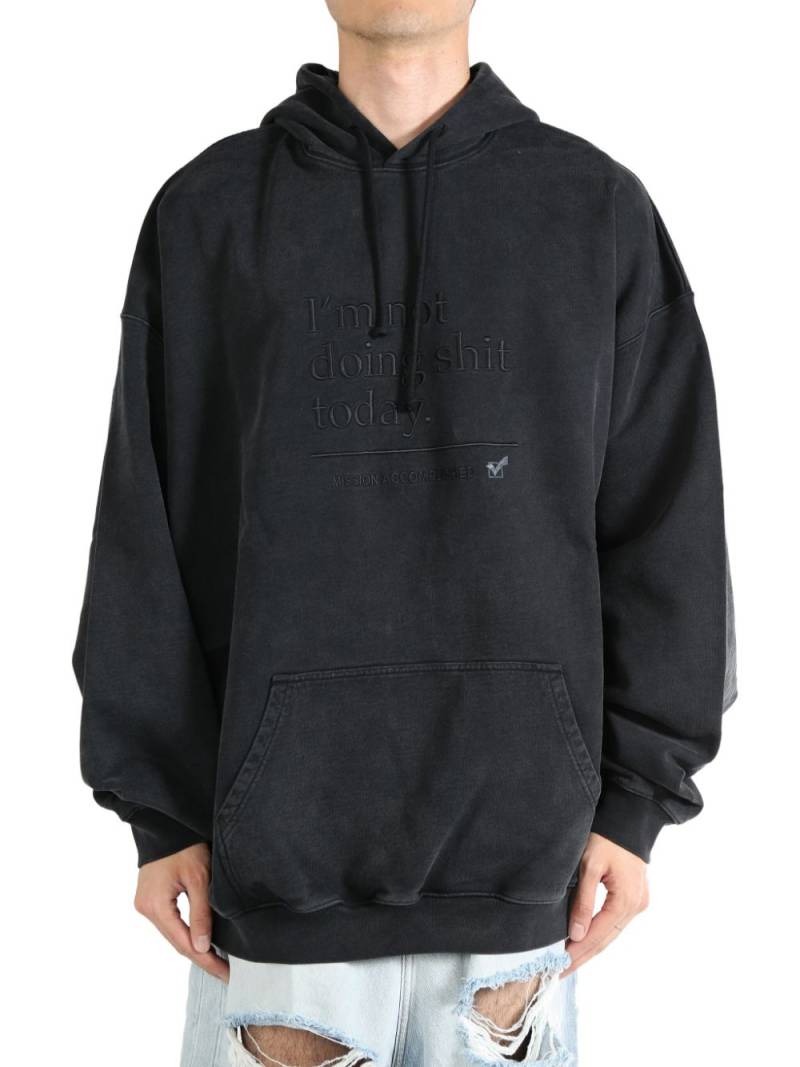 VETEMENTS embroidered-logo hoodie - Black von VETEMENTS