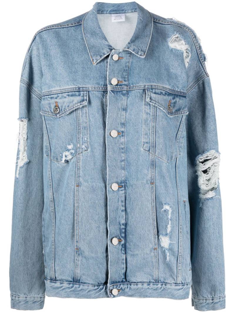 VETEMENTS ripped-detail oversized denim jacket - Blue von VETEMENTS