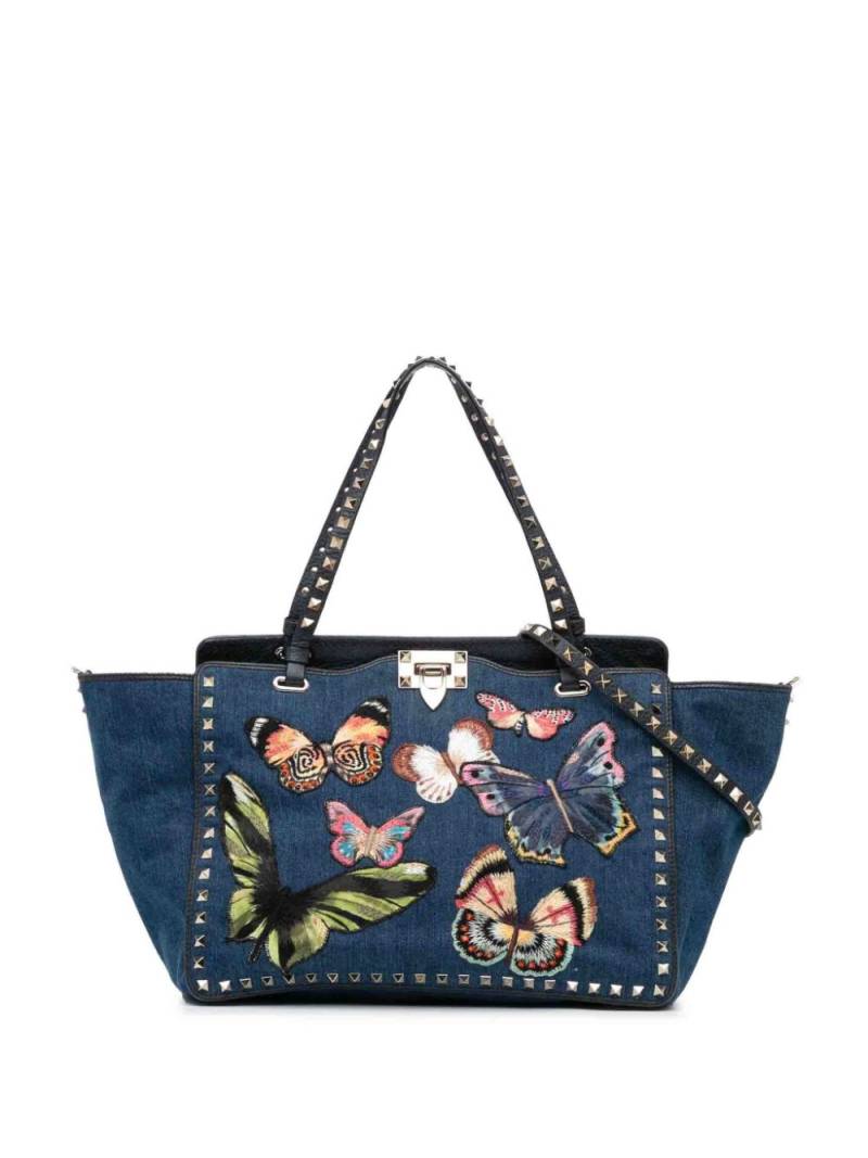 Valentino Garavani Pre-Owned 2010-2023 Butterfly Embroidered Denim Rockstud satchel - Blue von Valentino Garavani Pre-Owned