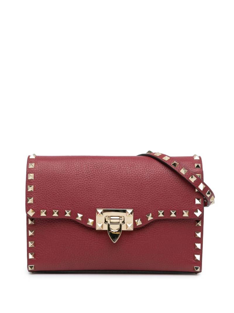 Valentino Garavani Pre-Owned 2018-2024 Medium Pebbled Calfskin Rockstud Flap crossbody bag - Red von Valentino Garavani Pre-Owned