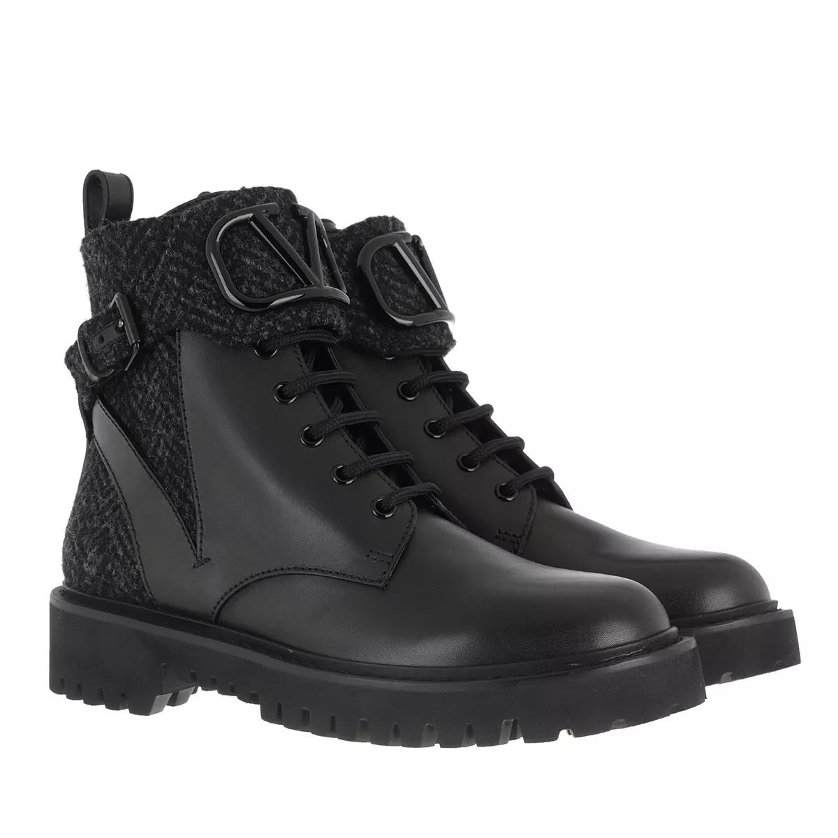 Valentino Garavani Boots & Stiefeletten - V Logo Animations Combat Boot - Gr. 39 (EU) - in Schwarz - für Damen von Valentino Garavani