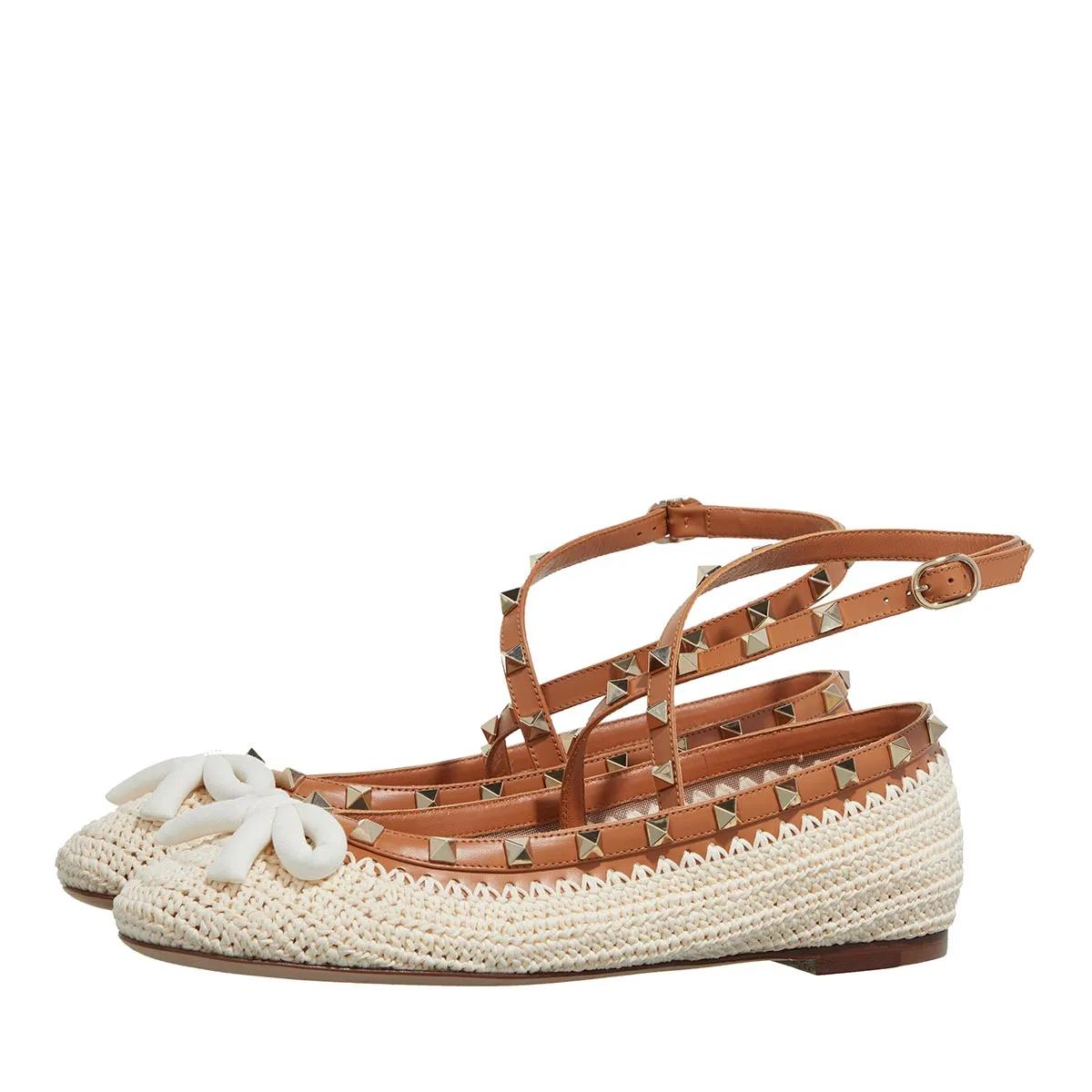 Valentino Garavani Loafer - Rockstud Crochet Ballerinas - Gr. 37 (EU) - in Beige - für Damen von Valentino Garavani