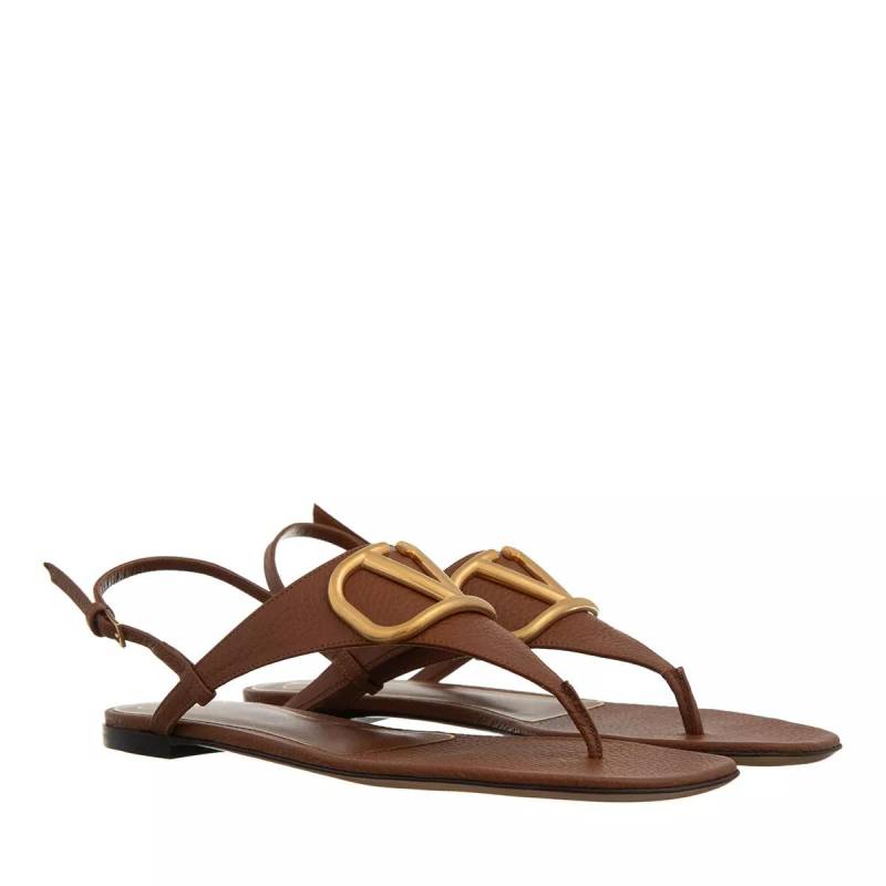 Valentino Garavani Sandalen - VLogo Signature Flat Thong Sandals - Gr. 36 (EU) - in Braun - für Damen von Valentino Garavani