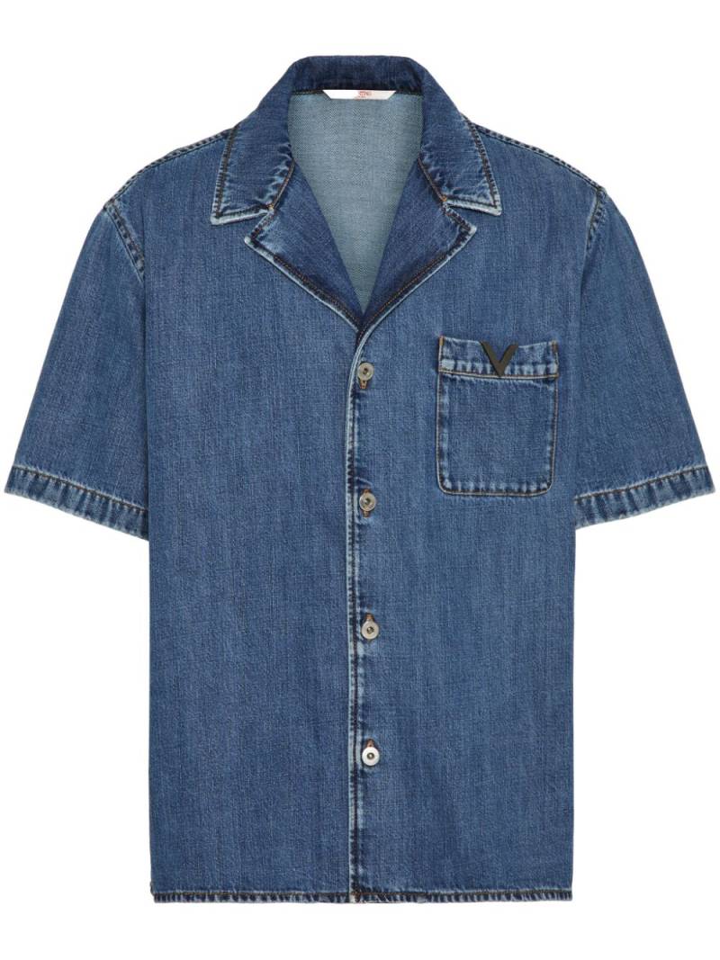 Valentino Garavani V-detail denim bowling shirt - Blue von Valentino Garavani