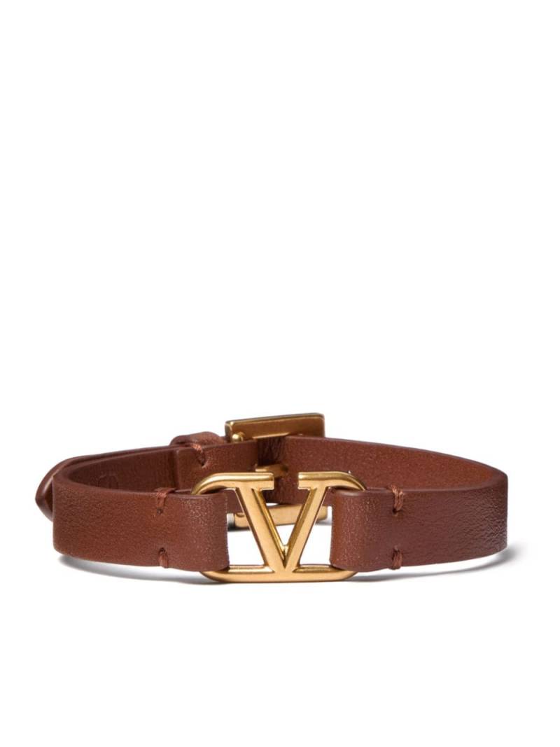 Valentino Garavani VLogo Signature leather bracelet - Brown von Valentino Garavani