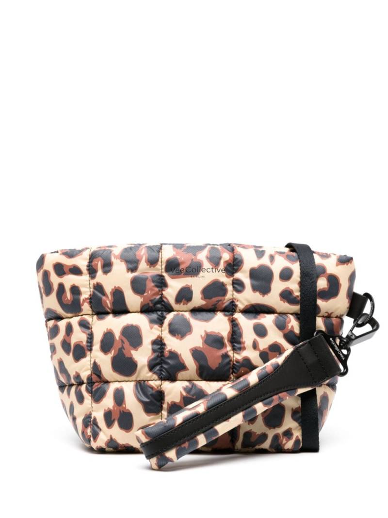 VeeCollective leopard-print padded clutch - Neutrals von VeeCollective