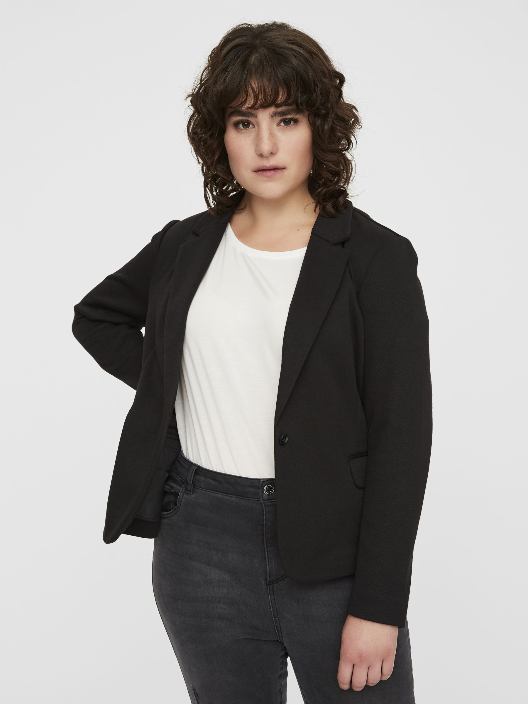 Vero Moda Curve Sweatblazer »VMJULIA LS BLAZER NOOS CURVE« von Vero Moda Curve