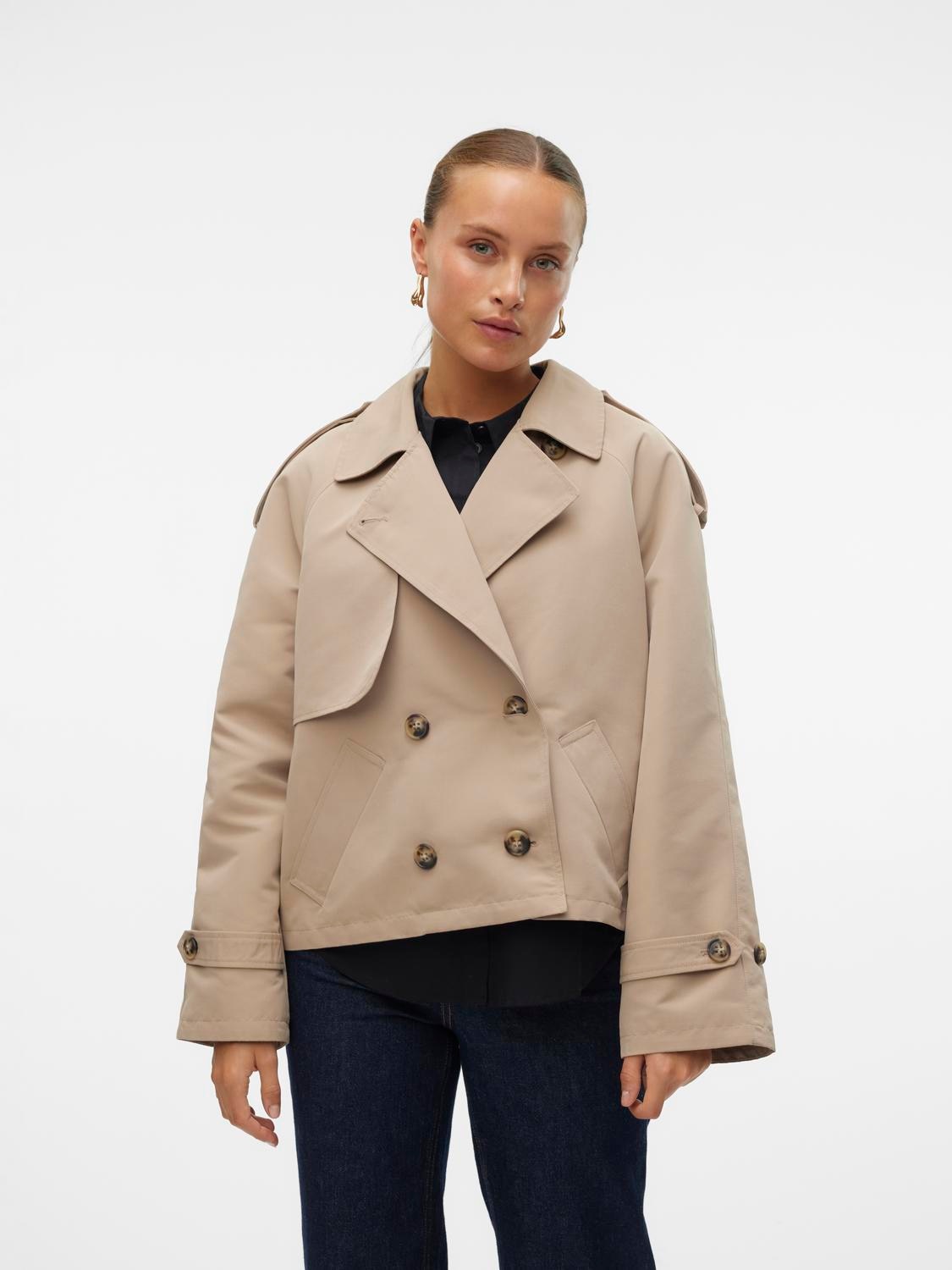 Vero Moda Kurzjacke »VMCHLOE SHORT TRENCHCOAT GA NOOS«, im Trenchcoat Style von Vero Moda