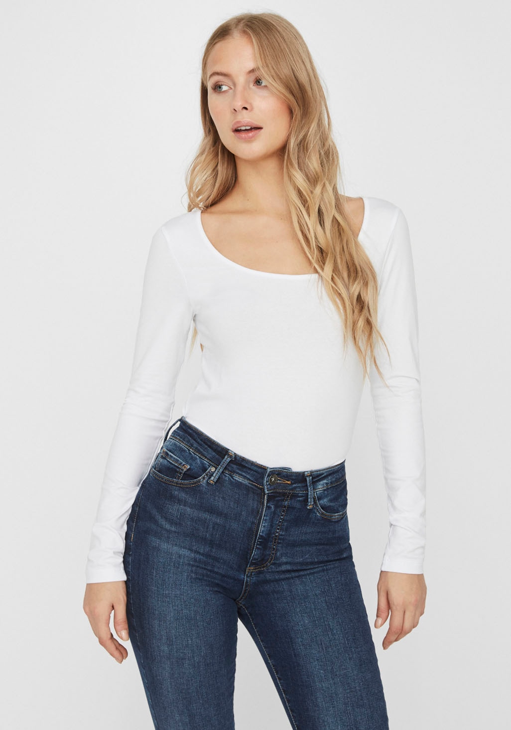 Vero Moda Langarmshirt »VMMAXI«, aus Bio-Baumwolle Vero Moda Langarmshirt »VMMAXI«, aus Bio-Baumwolle von Vero Moda