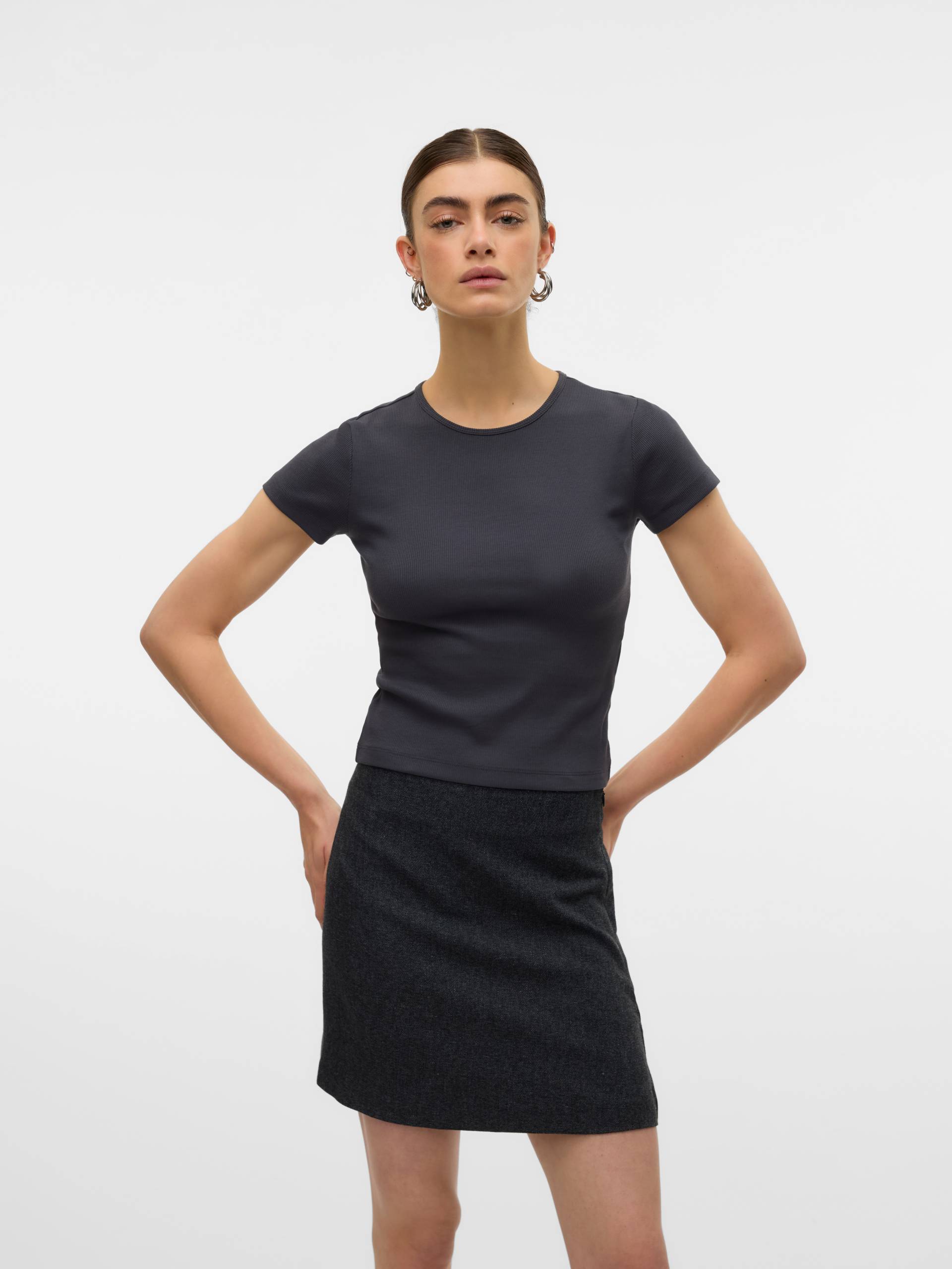Vero Moda Rundhalsshirt »VMCHLOE SS SHORT TOP JRS NOOS« Vero Moda Rundhalsshirt »VMCHLOE SS SHORT TOP JRS NOOS« von Vero Moda
