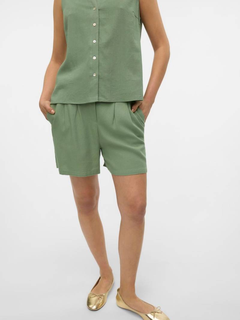 Vero Moda Shorts »VMJESMILO HW SHORTS WVN GA NOOS«, mit Leinen von Vero Moda