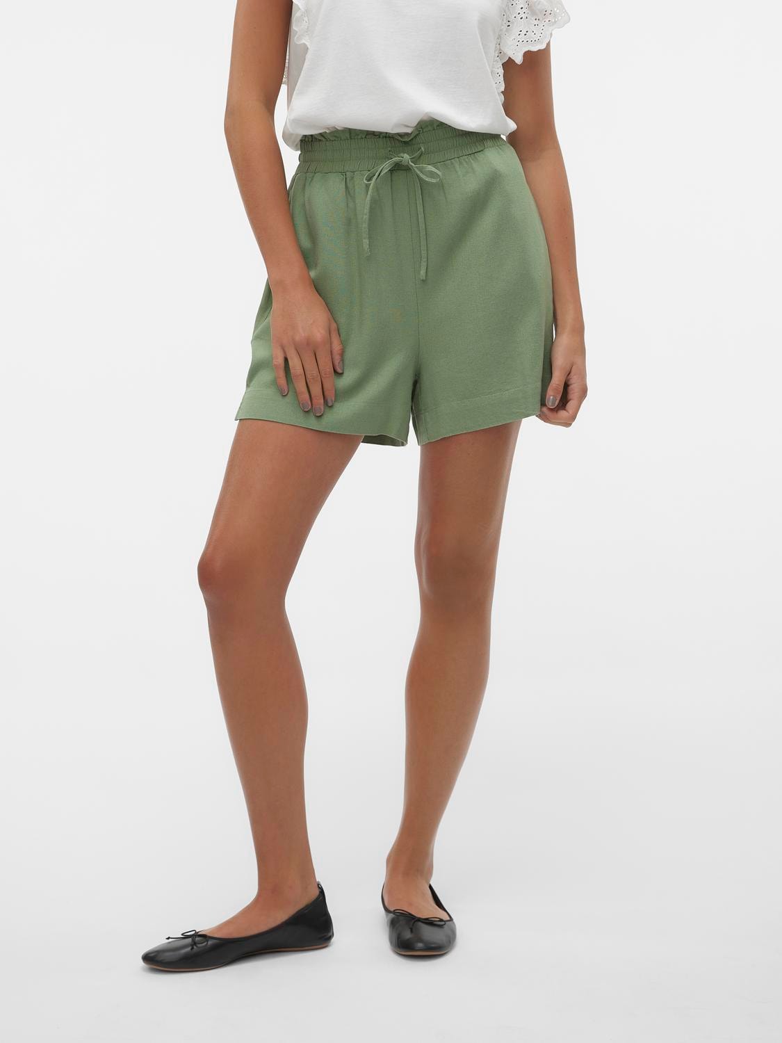 Vero Moda Shorts »VMMYMILO HW PAPERBAG SHORTS WVN GA«, mit Leinen von Vero Moda