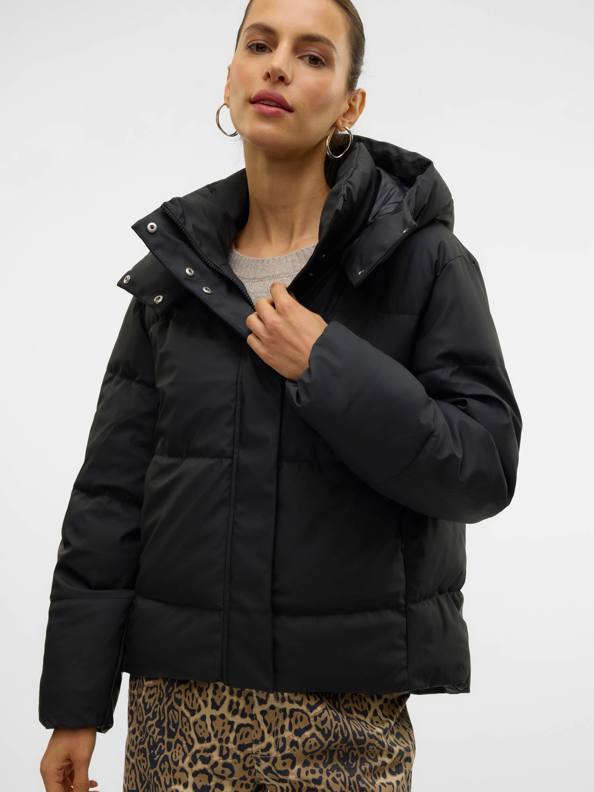 Vero Moda Steppjacke »VMGRETAKYLIE SHORT COATED JACKET NOOS«, mit Kapuze von Vero Moda