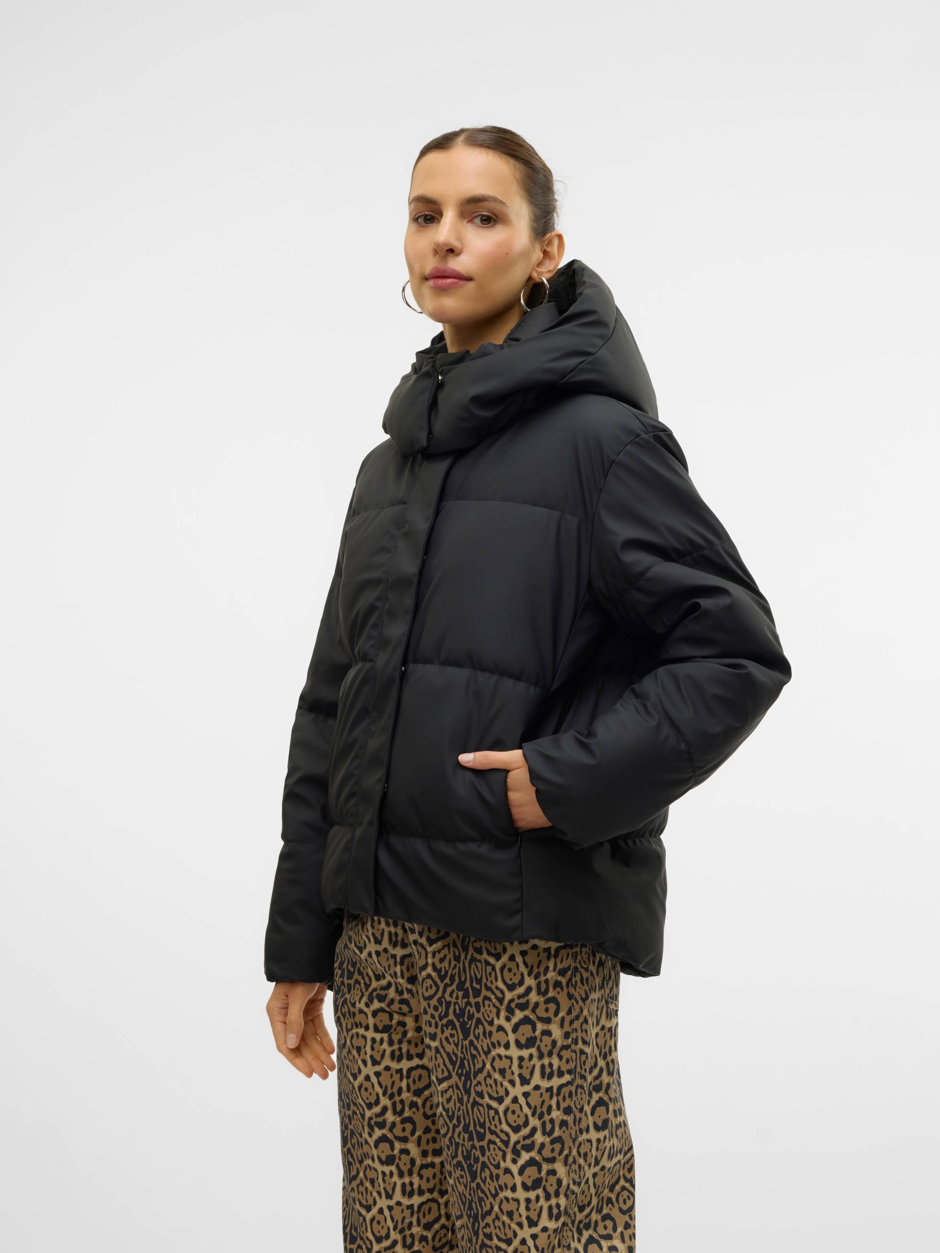 Vero Moda Steppjacke »VMGRETAKYLIE SHORT COATED JACKET NOOS«, mit Kapuze von Vero Moda