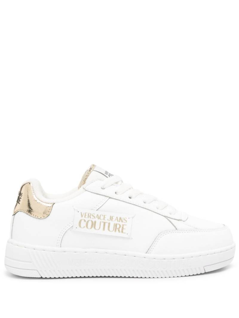 Versace Jeans Couture Meyssa logo-patch sneakers - White von Versace Jeans Couture