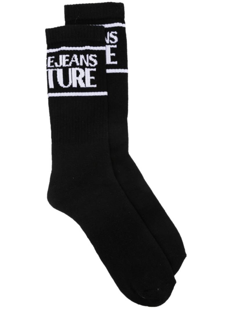 Versace Jeans Couture intarsia knit-logo cotton socks - Black von Versace Jeans Couture