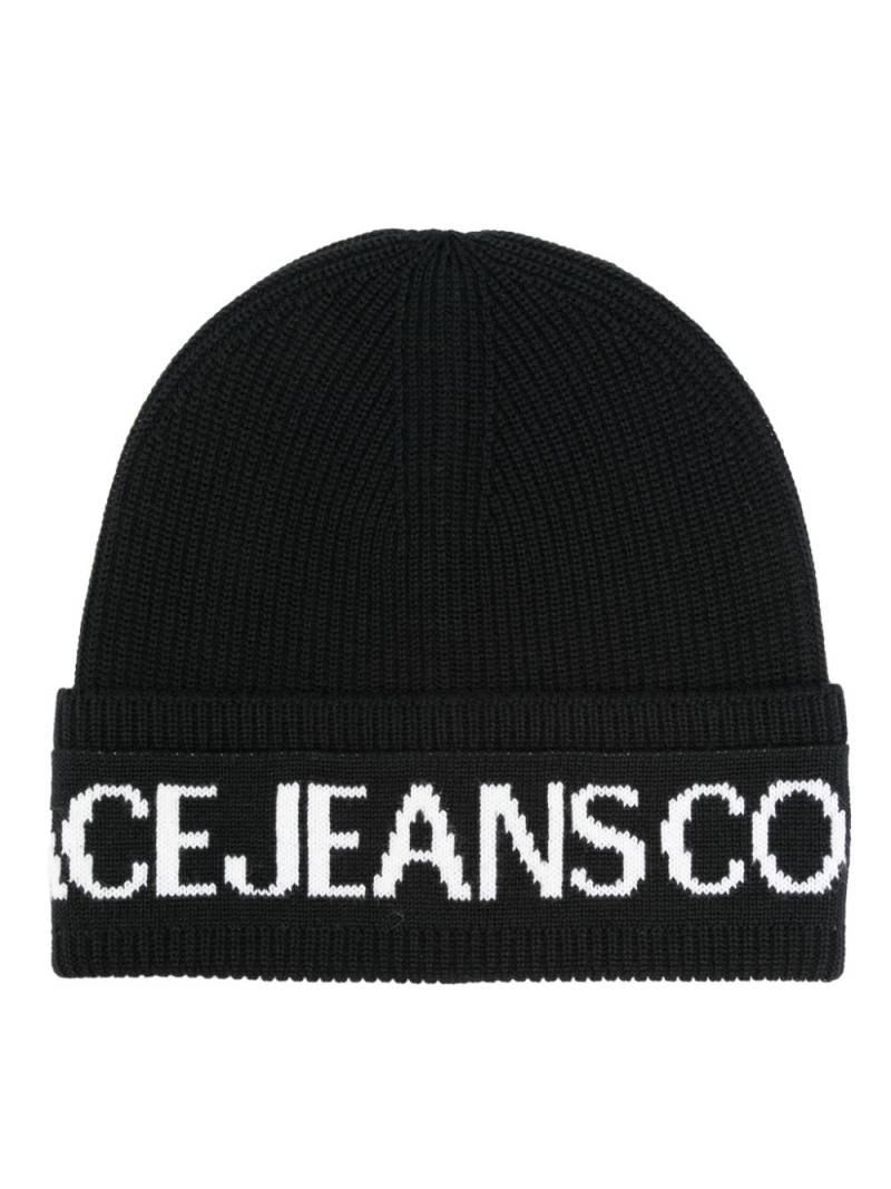 Versace Jeans Couture intarsia-logo knit beanie - Black von Versace Jeans Couture