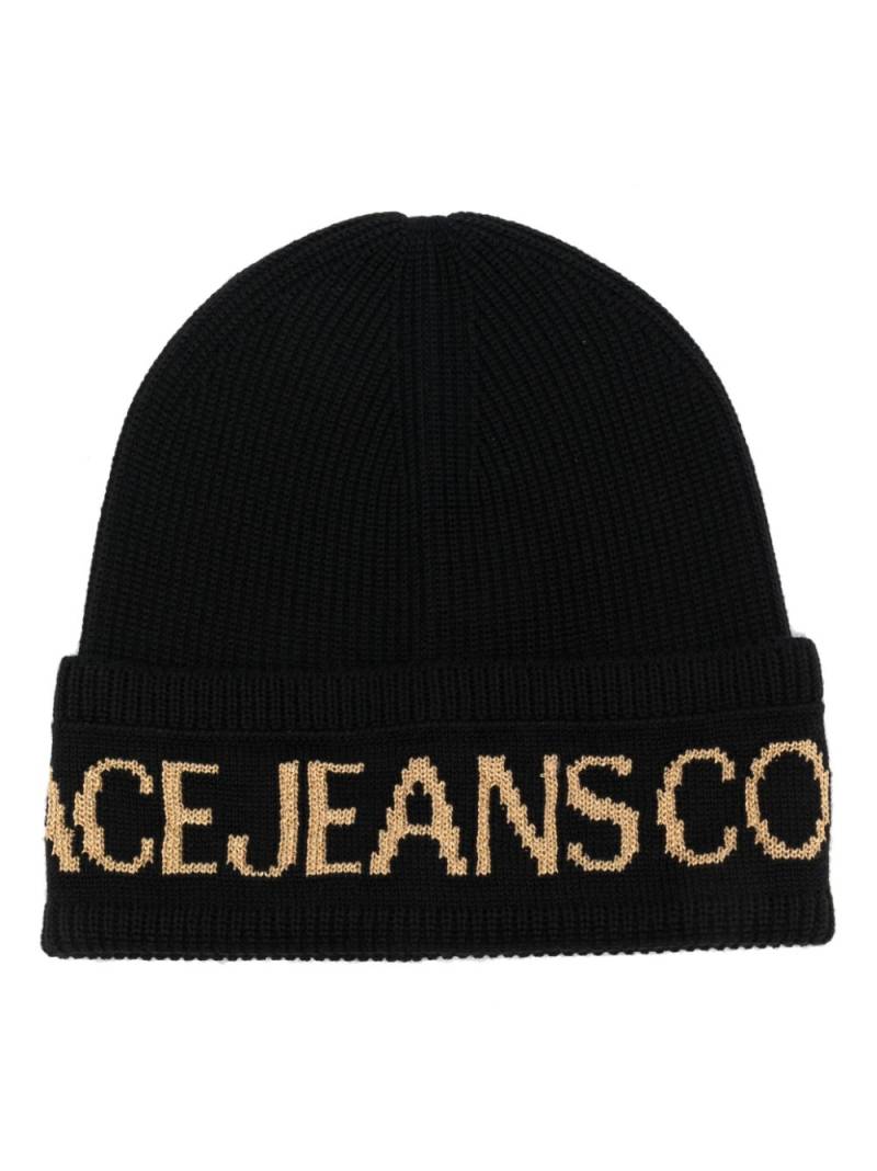 Versace Jeans Couture intarsia-logo wool beanie - Black von Versace Jeans Couture