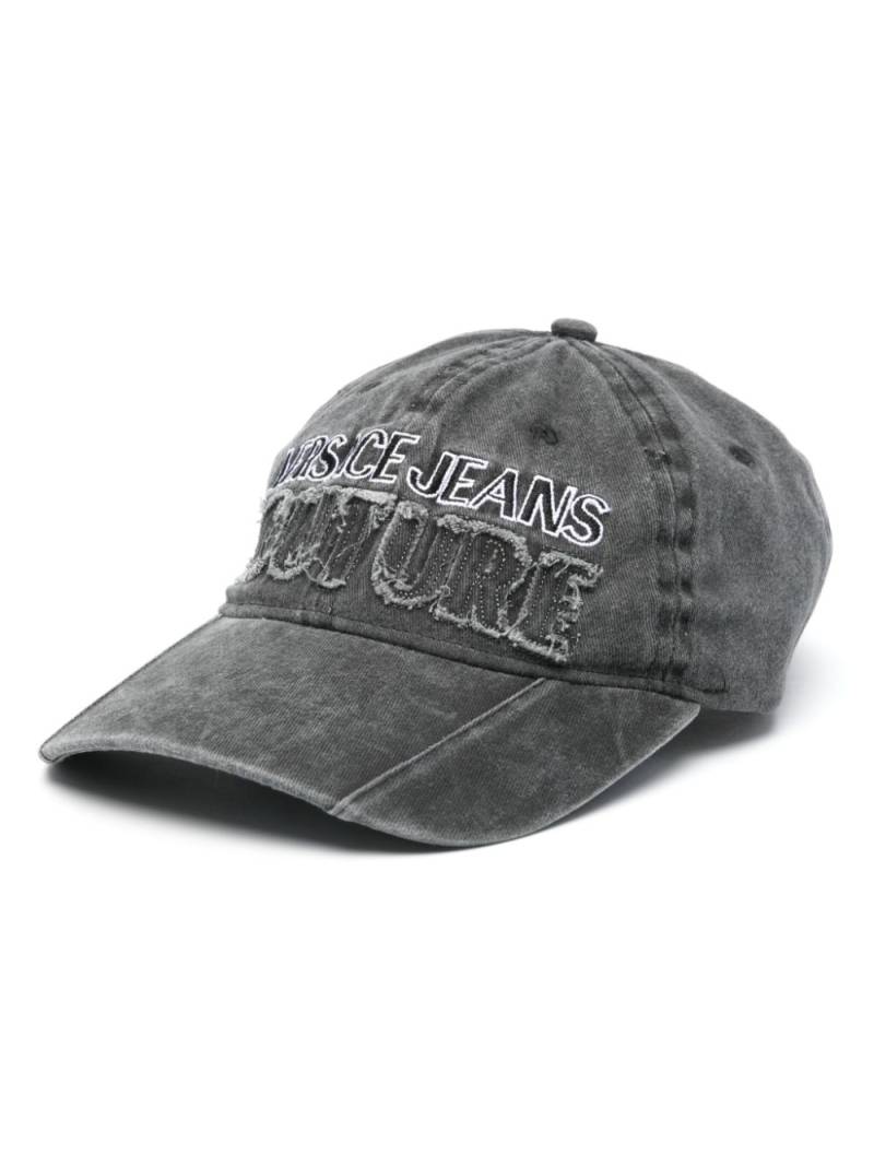 Versace Jeans Couture logo-embroidered denim cap - Black von Versace Jeans Couture