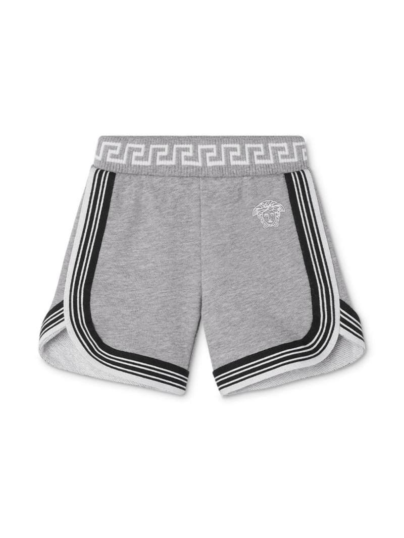 Versace Kids Greca print cotton shorts - Grey von Versace Kids