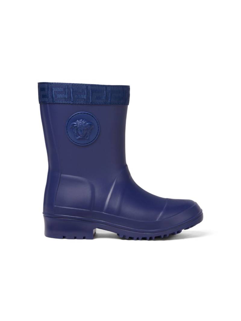 Versace Kids Greca-embossed rain boots - Blue von Versace Kids