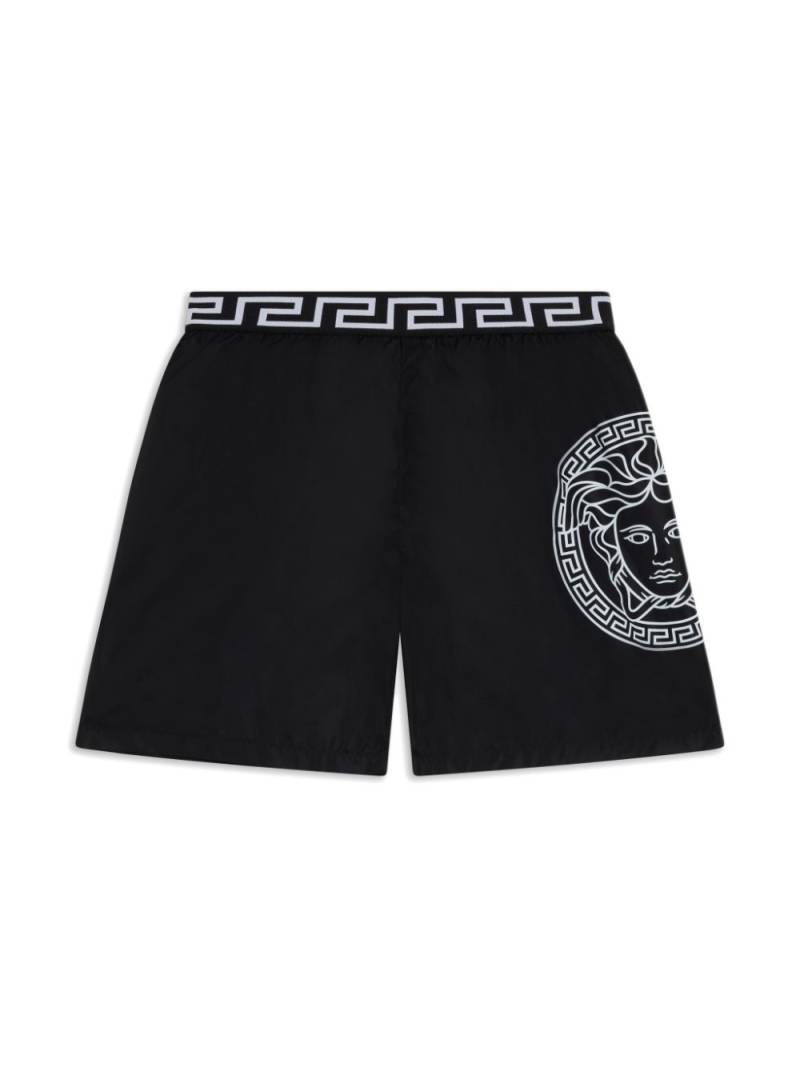 Versace Kids Medusa Head-motif swim shorts - Black von Versace Kids