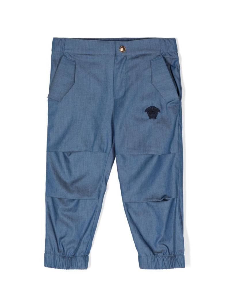 Versace Kids Medusa Head-patch chambray trousers - Blue von Versace Kids