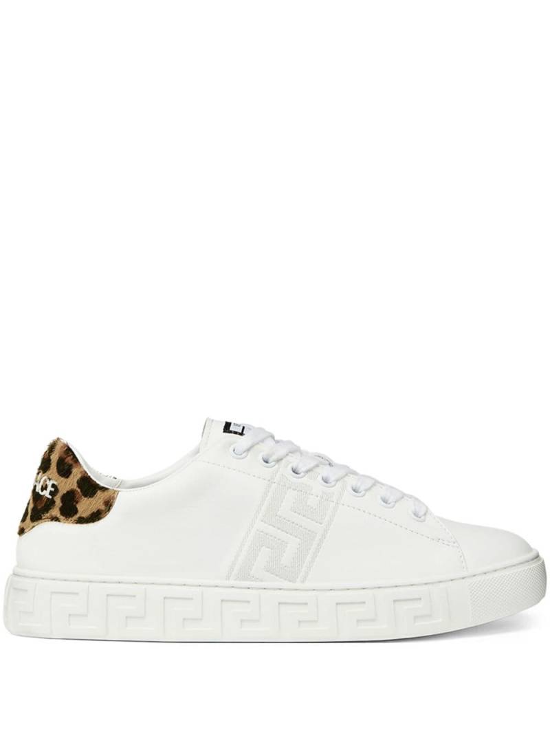 Versace Greca leopard-embroidered sneakers - White von Versace