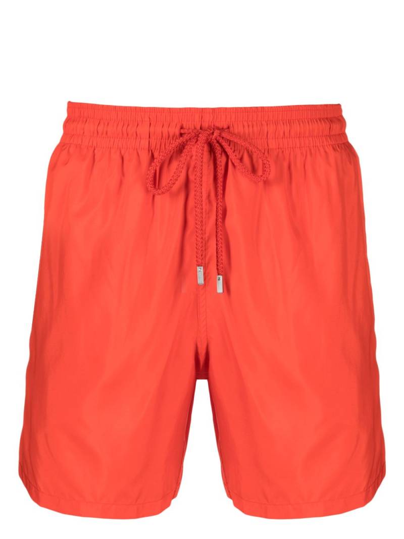 Vilebrequin logo-patch swim shorts - Red von Vilebrequin