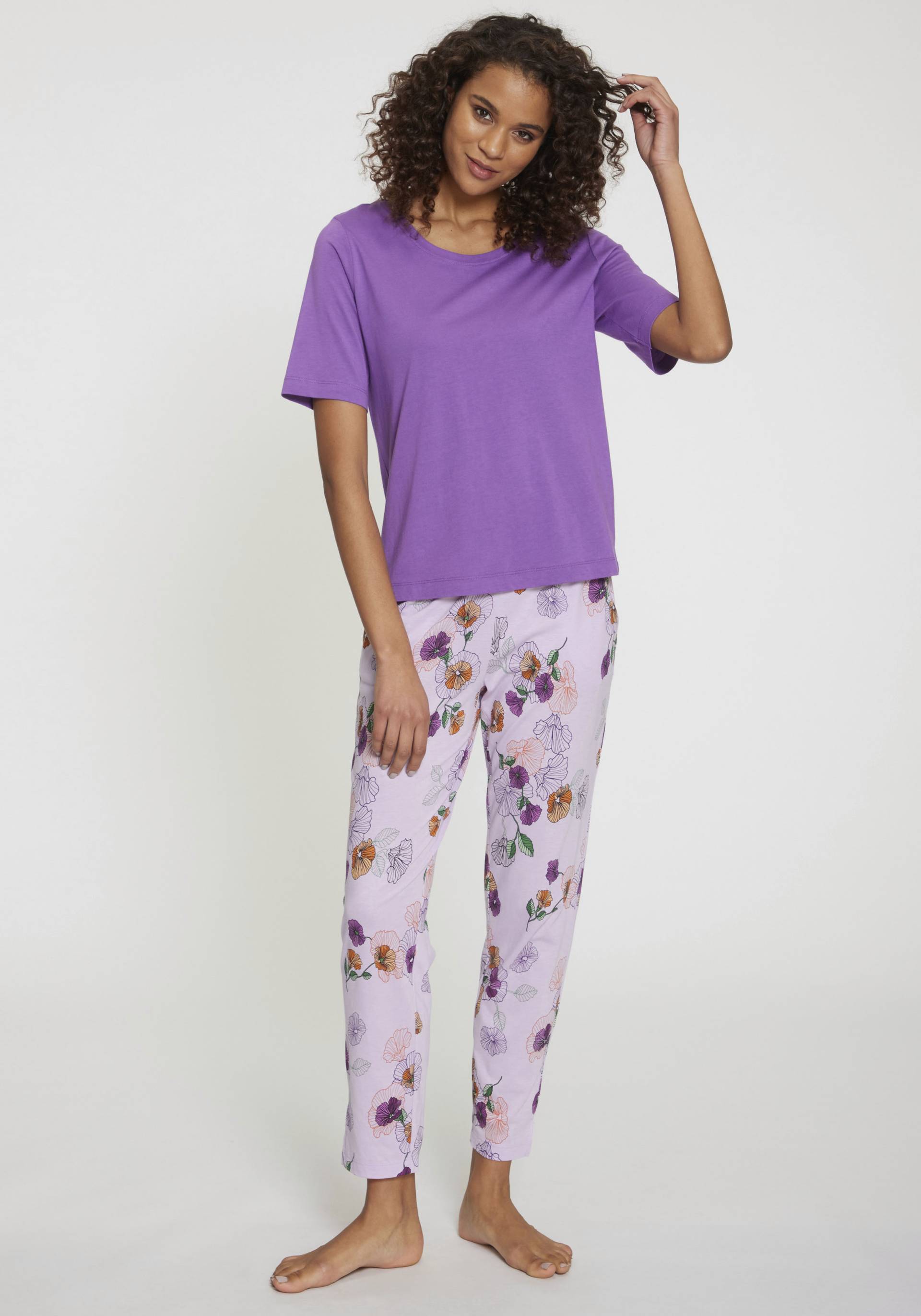 Vivance Dreams Pyjama, (2 tlg.), mit Blumen-Druck von Vivance Dreams