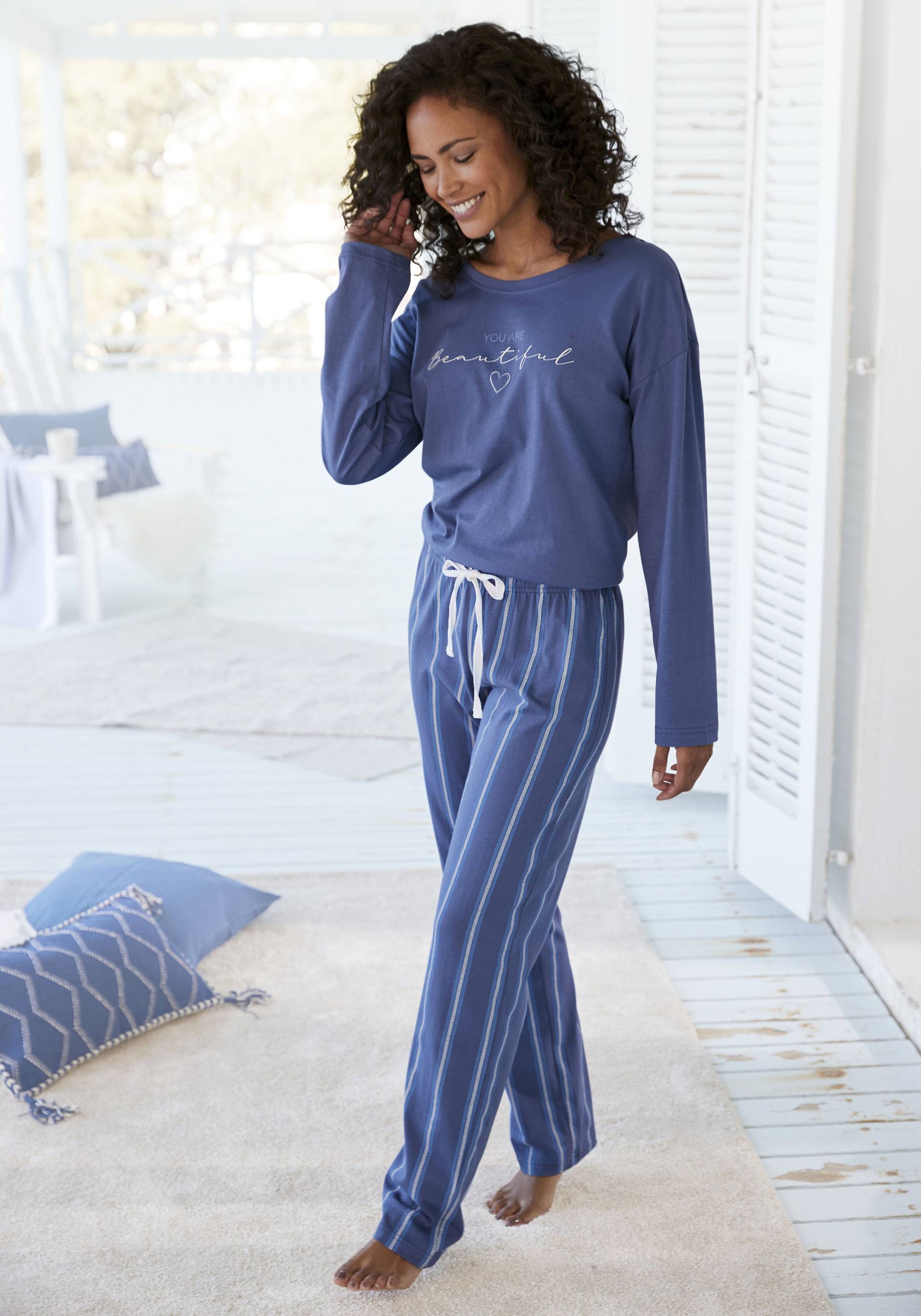 Vivance Dreams Pyjama, (2 tlg.), mit Frontdruck von Vivance Dreams