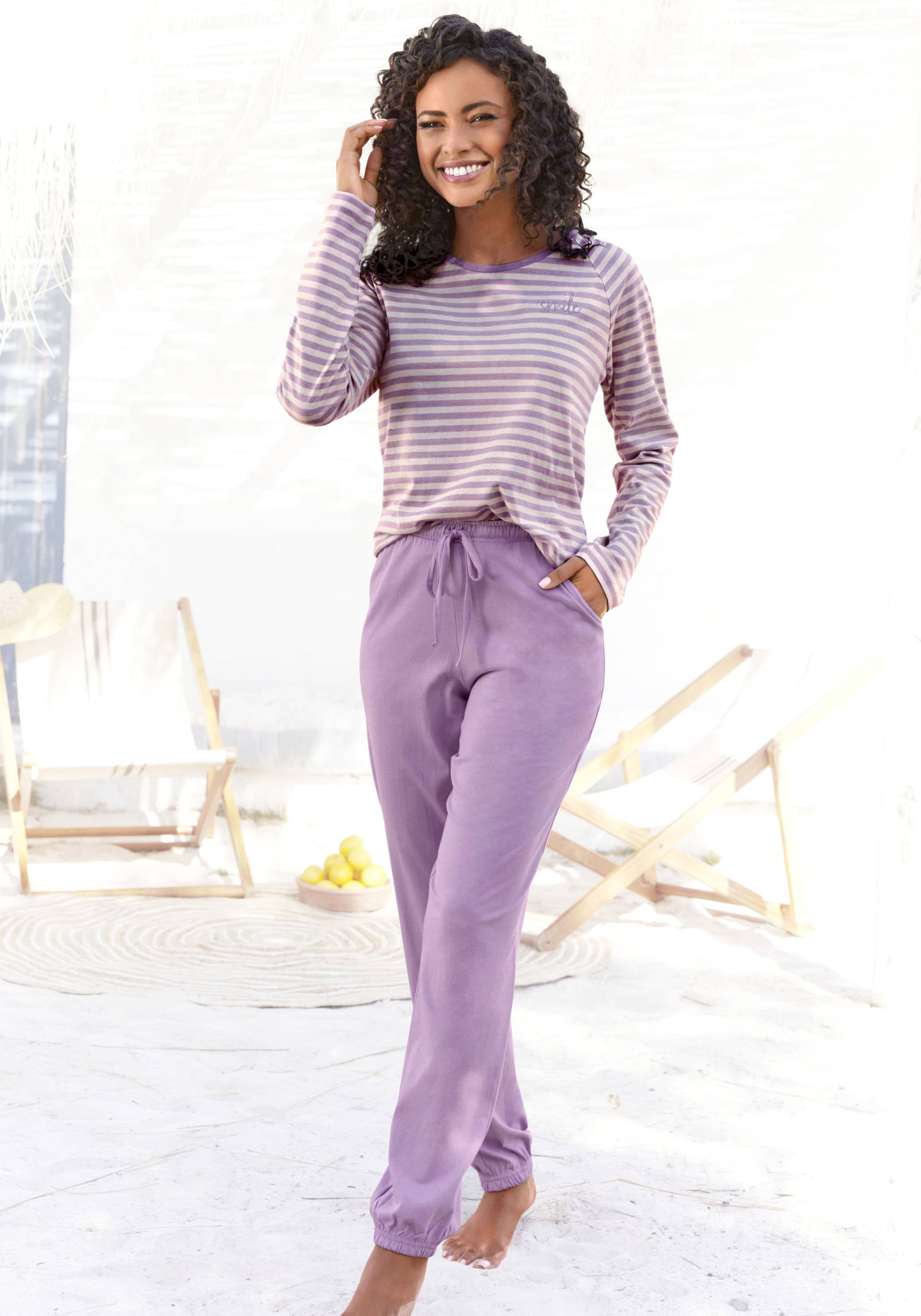 Vivance Dreams Pyjama, mit garngefärbten Streifen Vivance Dreams Pyjama, mit garngefärbten Streifen von Vivance Dreams