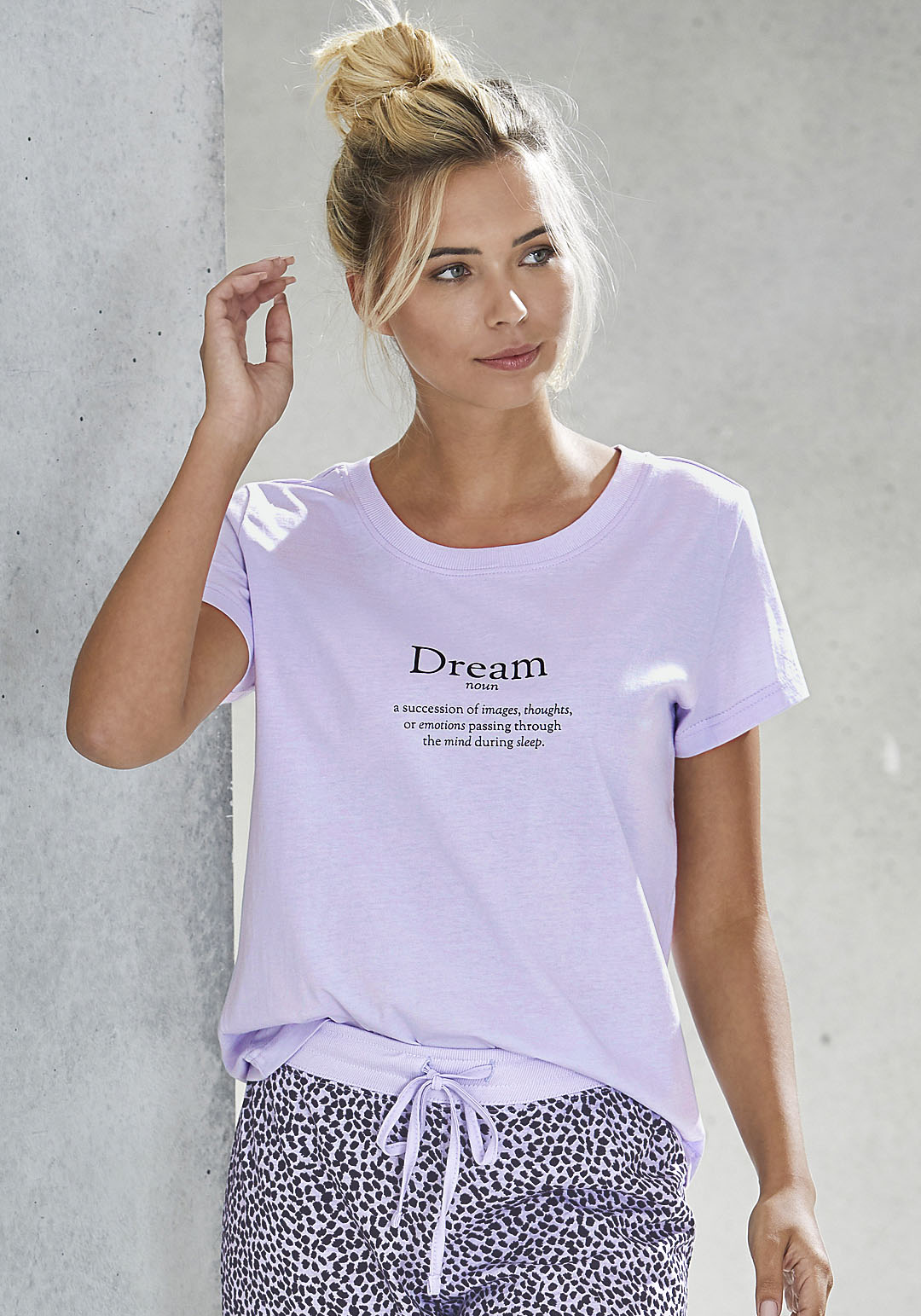 Vivance Dreams Pyjamaoberteil, mit Statementdruck Vivance Dreams Pyjamaoberteil, mit Statementdruck von Vivance Dreams