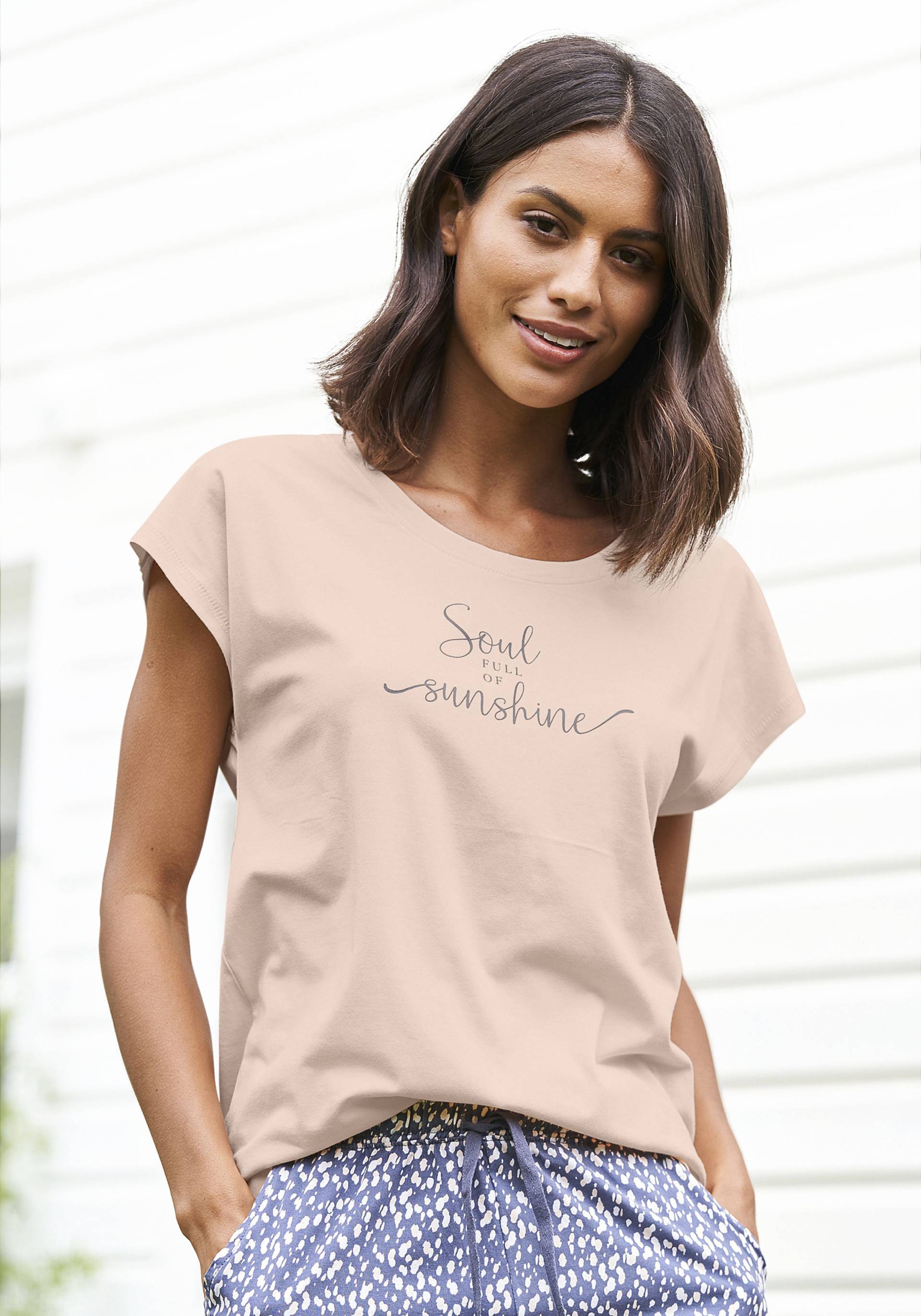 Vivance Dreams T-Shirt, mit Sommer-Statementdruck Vivance Dreams T-Shirt, mit Sommer-Statementdruck von Vivance Dreams