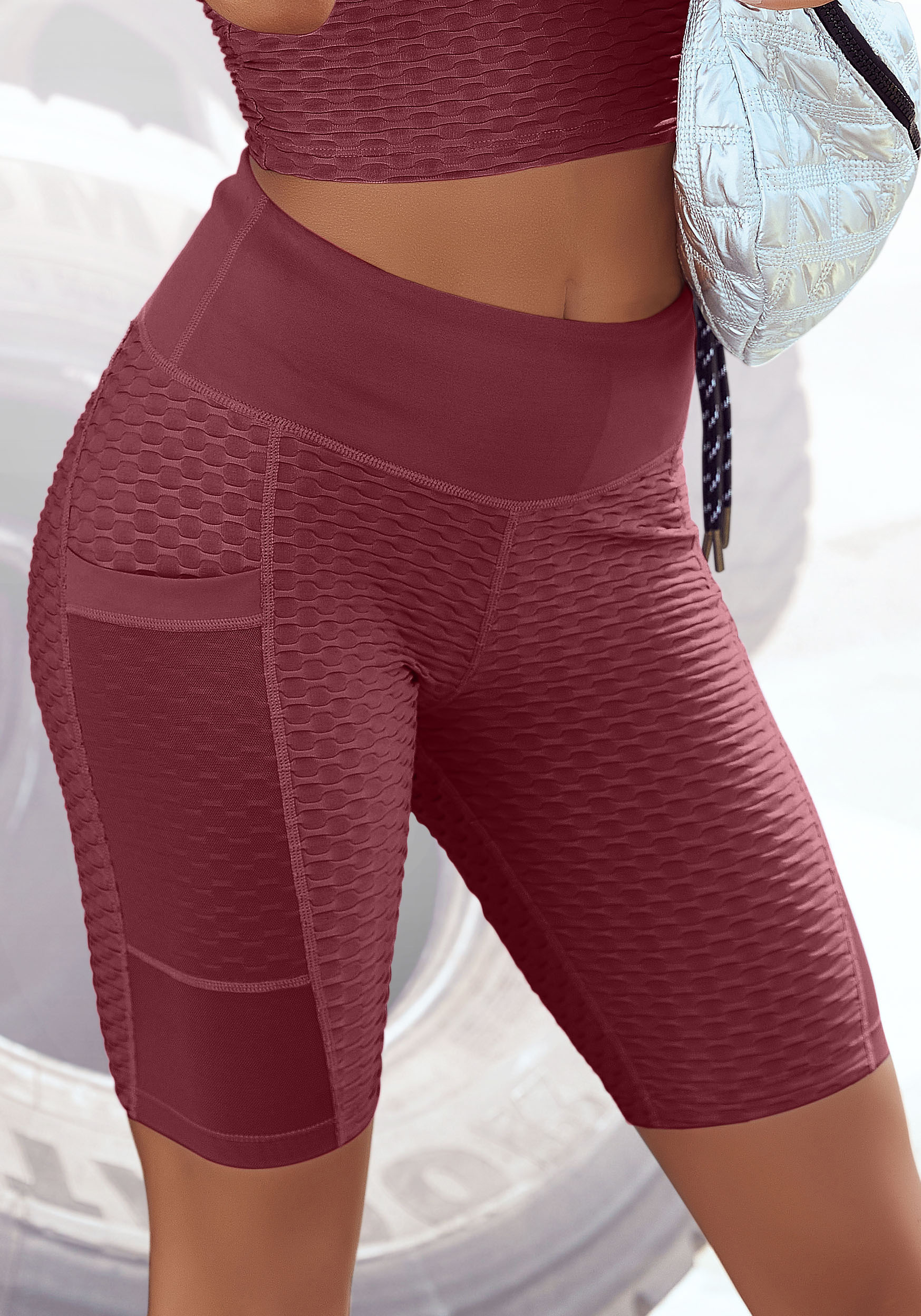 Vivance active Radlerhose »-Sporthose«, mit Wabendesgin und zwei Taschen von Vivance active