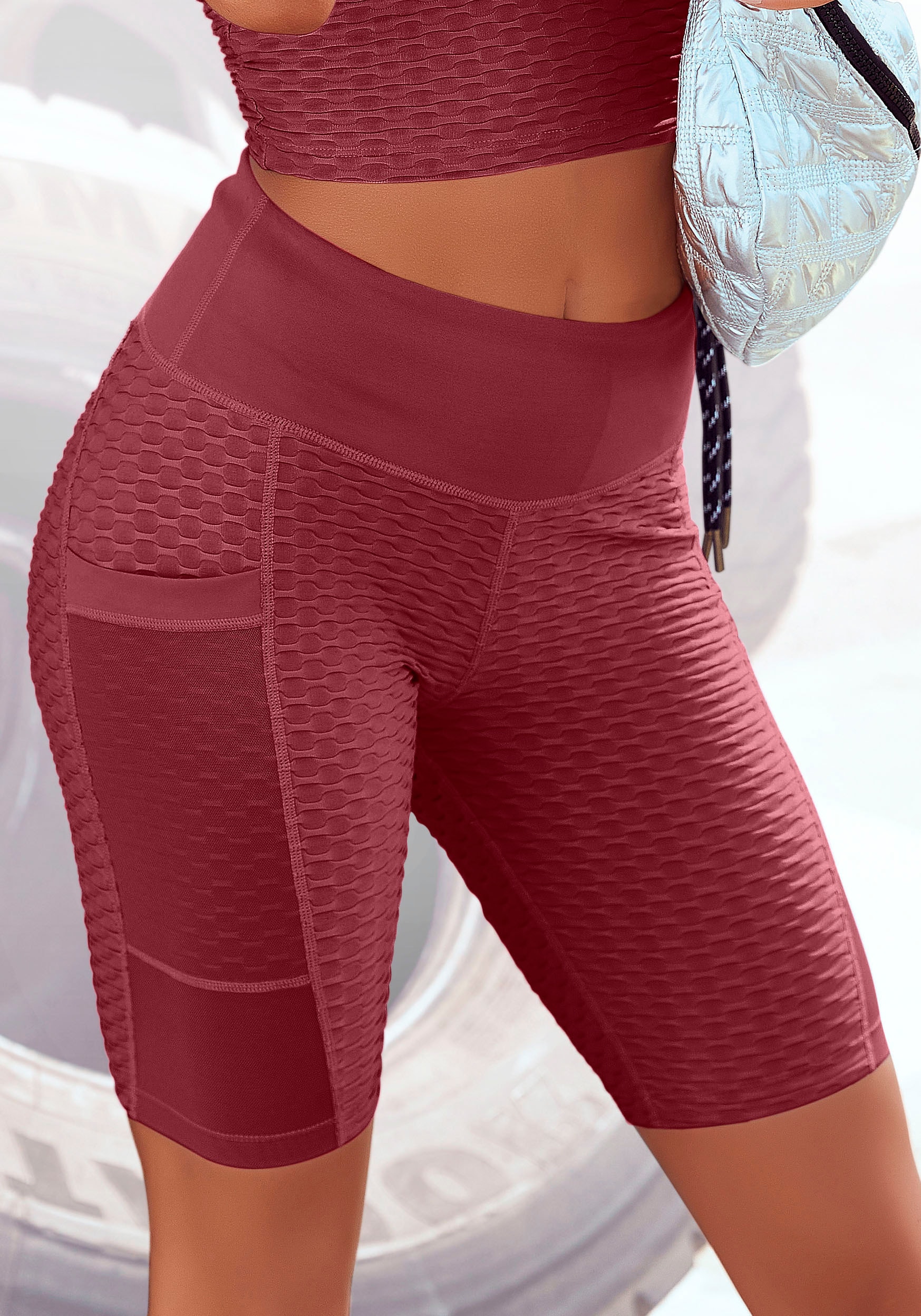 Vivance active Radlerhose »-Sporthose«, mit Wabendesgin und zwei Taschen von Vivance active