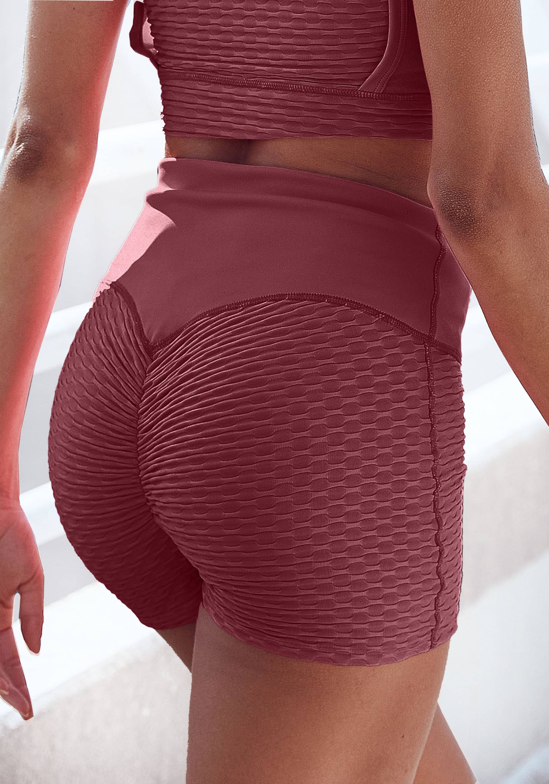 Vivance active Shorts, mit breitem Bund und Wabenoptik von Vivance active